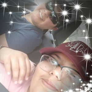 Meet your Posher, Claudia